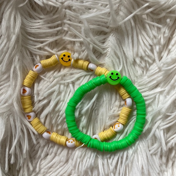PREPPY JEWELRY YELLOW AND GREEN BRACELET AND ANKLET - Picture 1 of 3